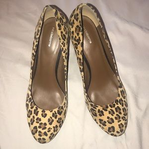 Liz Claiborne Leopard Print Heels Size 10